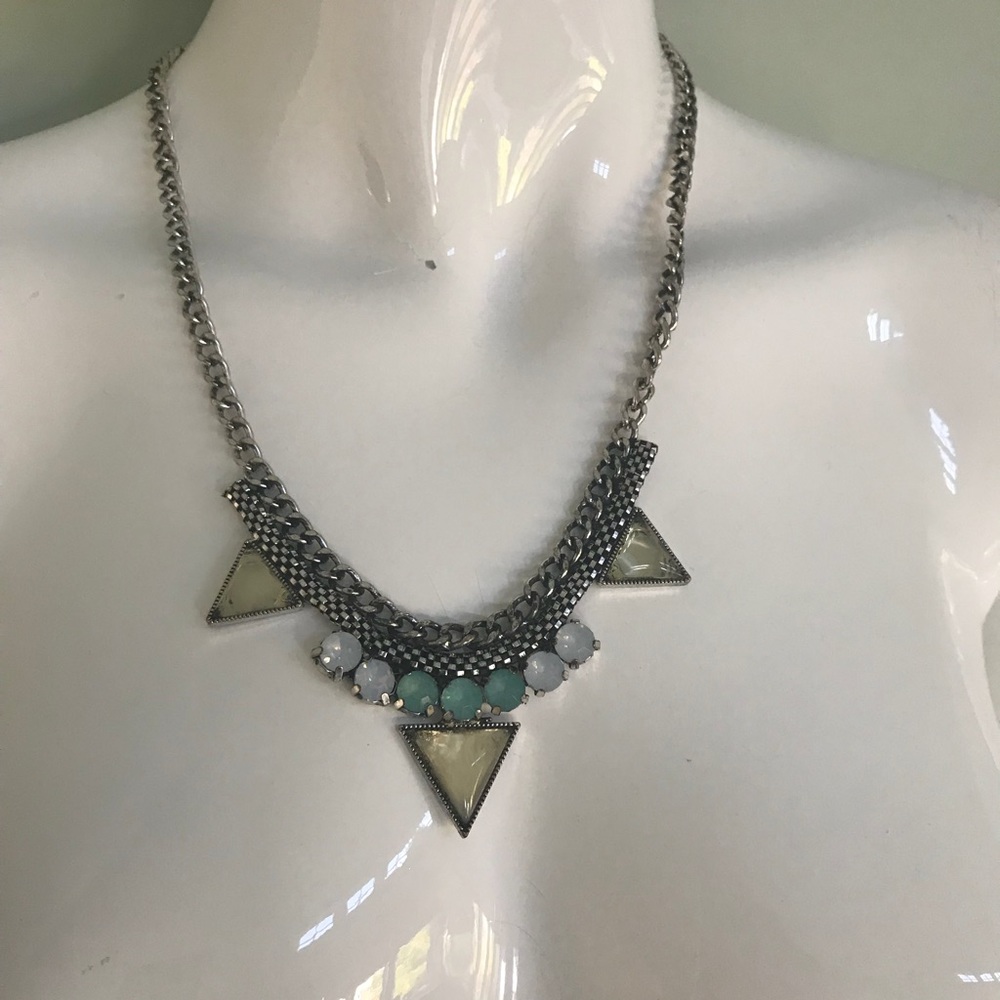 Statement necklace - Picture 5 of 5